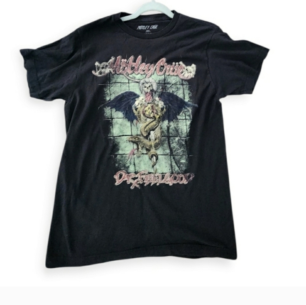 Affliction Black Short Sleeve Tee Artistic Design